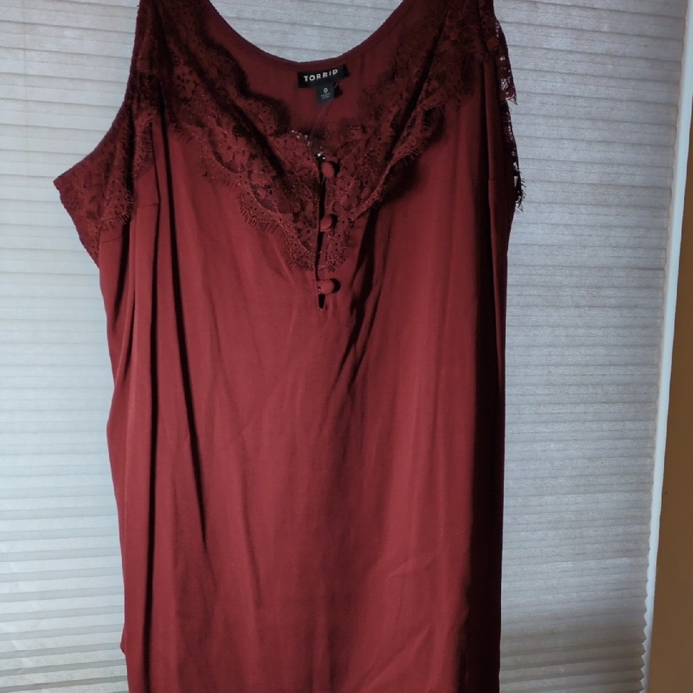Torrid Women's Burgundy Lace Trim Top